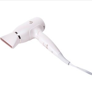 T3 hair dryer white color